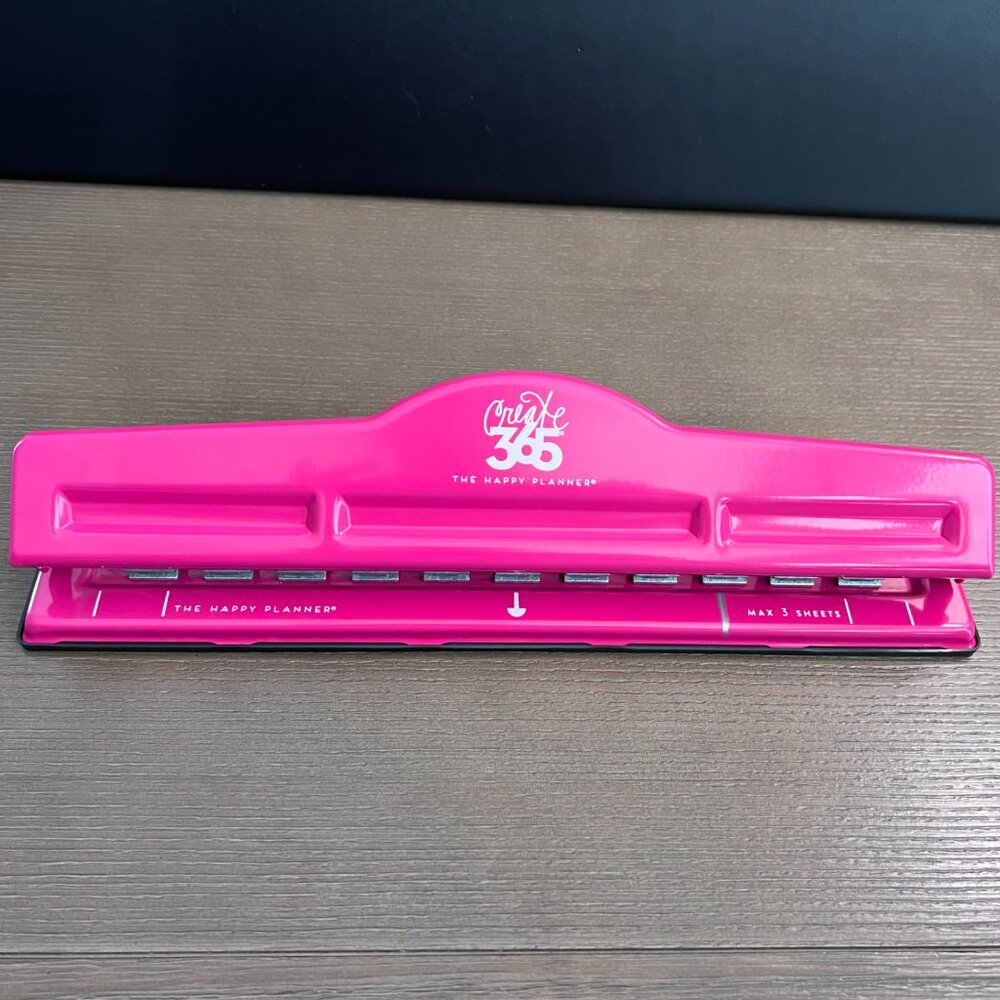 The Happy Planner BIG Punch 8 1/2” x 11” Discbound Pink